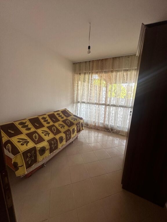 SHITET APARTAMENTI