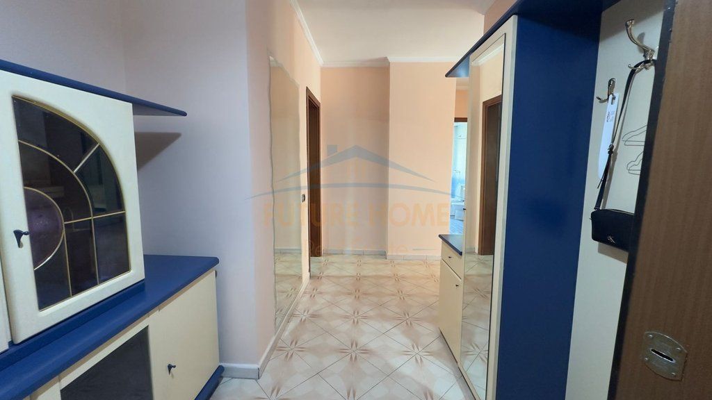 Affitto, Appartamento 2+1+2, Via Elbasan, Tirana. 800 €