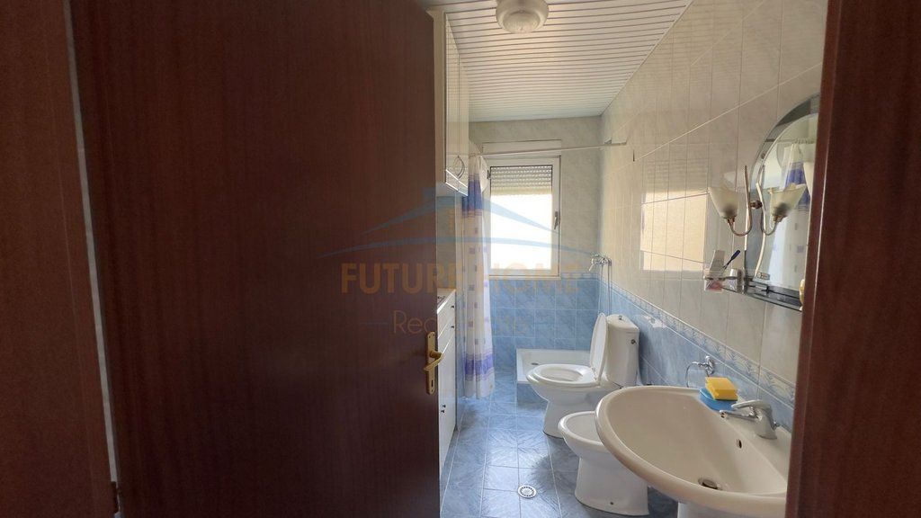 Affitto, Appartamento 2+1+2, Via Elbasan, Tirana. 800 €