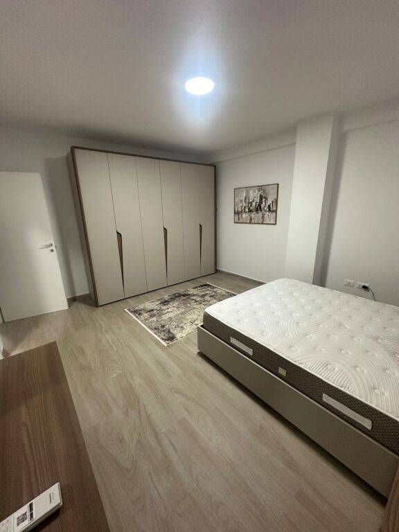 Appartamento 2+1+2 in affitto presso il Centro Linkon Pazari i Ri !