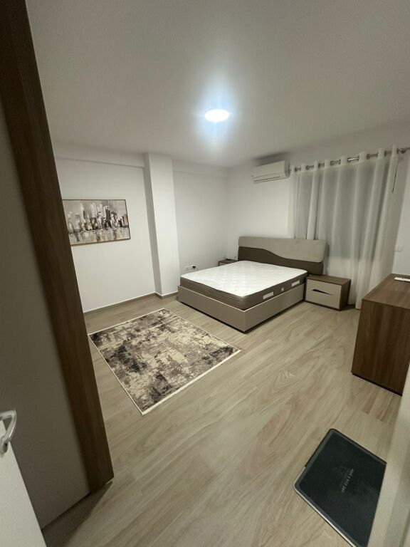 Appartamento 2+1+2 in affitto presso il Centro Linkon Pazari i Ri !