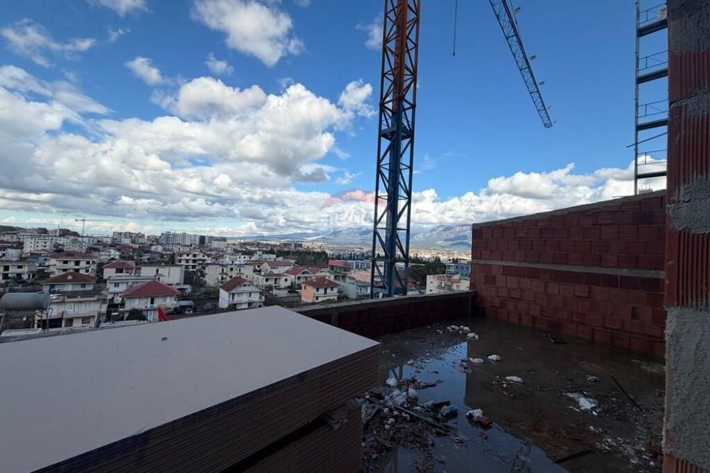 Apartment 3+1 + Veranda for Sale