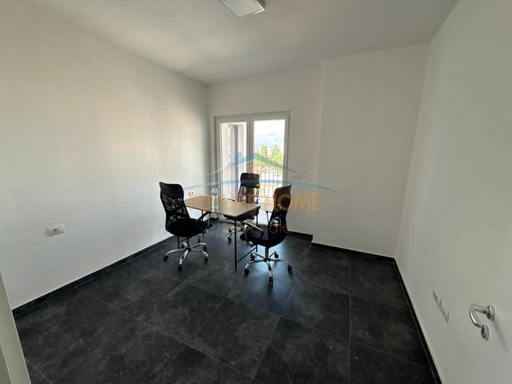 Rent, Business Premises  Parking Space, Zogu i Zi, Tirana