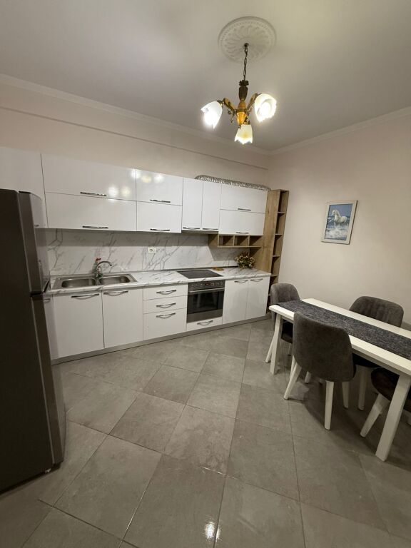 Affittasi 1+1 Green City Astir  50.000 leke