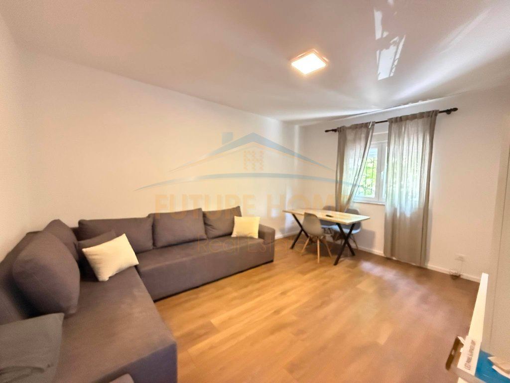 In vendita, Appartamento 1+1 + Angolo cottura, Laprakë