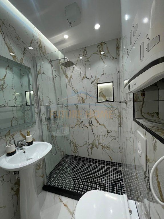 Rent, Duplex 2+1+2 Elbasani Street, Tirana.