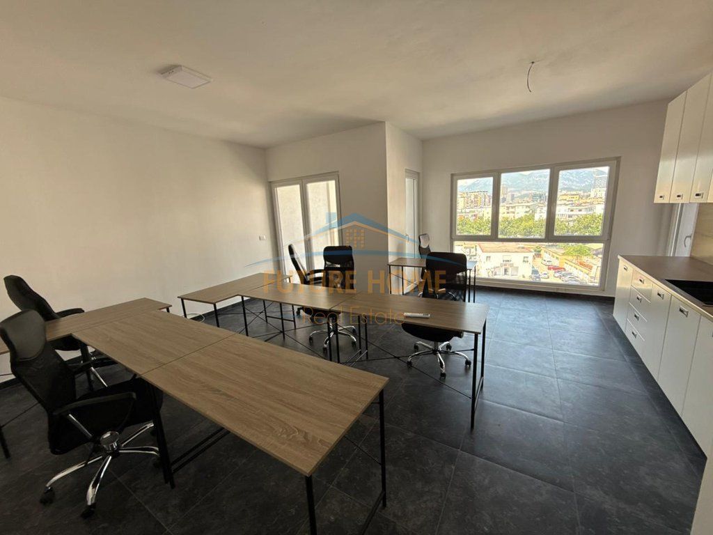 Rent, Business Premises  Parking Space, Zogu i Zi, Tirana