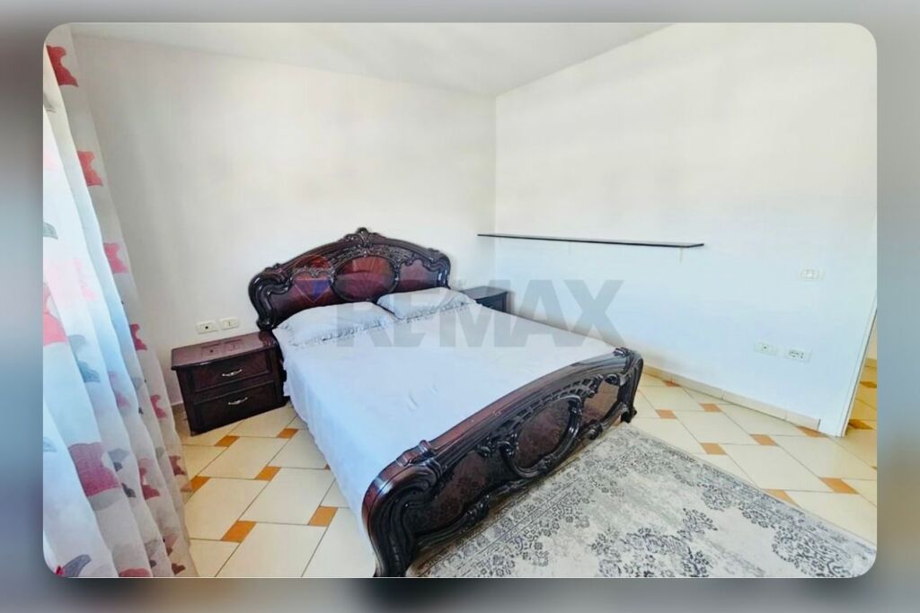 Apartment 2+1 for Rent at Komuna e Parisit