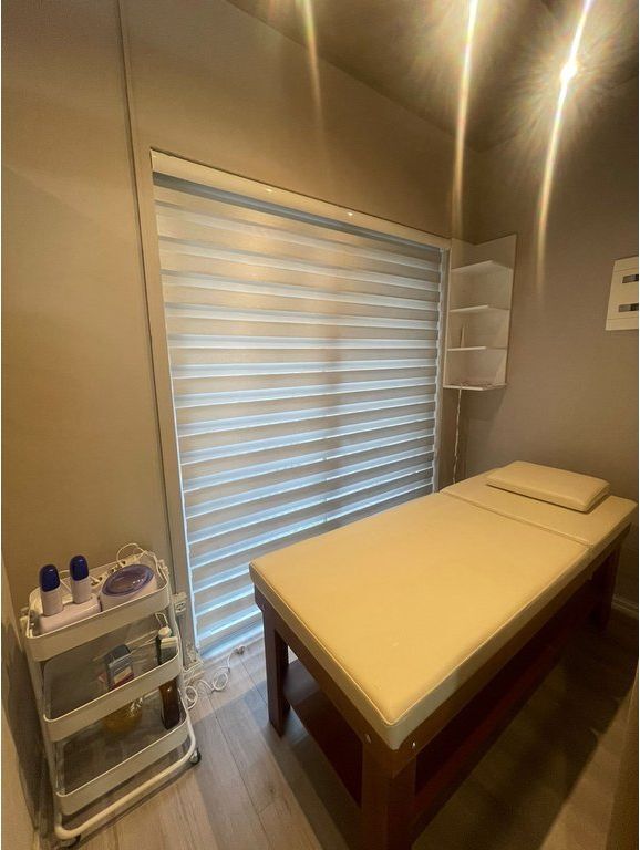 Beauty Salon Business for Sale in Mangalem Complex, Ali Demi, Tirana