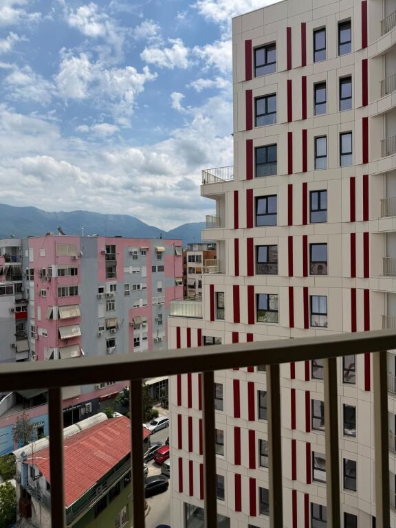 🏡 Appartamento 3+1+2 in Vendita a Zogu i Zi