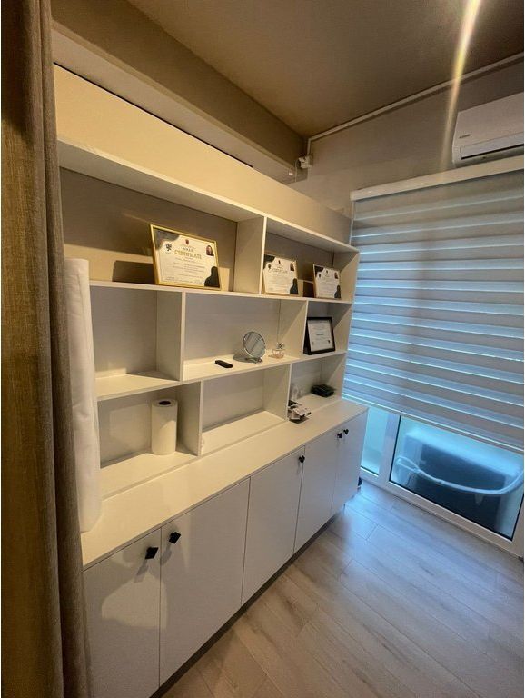 Beauty Salon Business for Sale in Mangalem Complex, Ali Demi, Tirana