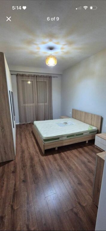 Apartment 2+1, Kamez!
