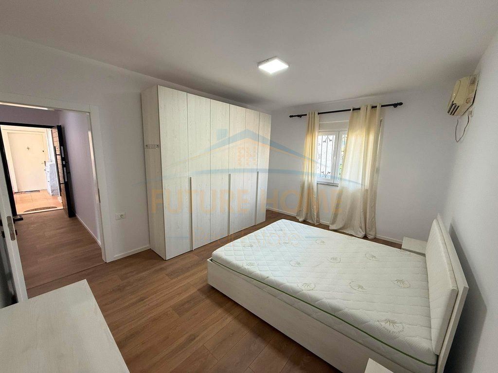 In vendita, Appartamento 1+1 + Angolo cottura, Laprakë