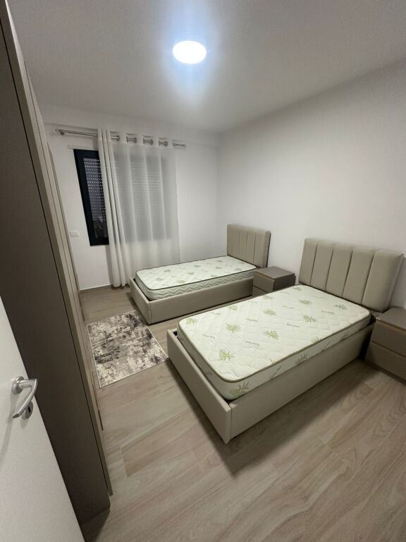 Appartamento 2+1+2 in affitto presso il Centro Linkon Pazari i Ri !