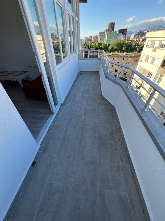 🏡 Jepet me qera apartament 1+1 në Vasil Shanto