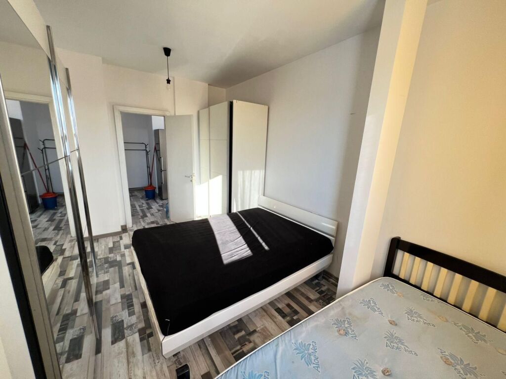 🏡 Jepet me qera apartament 1+1 në Vasil Shanto