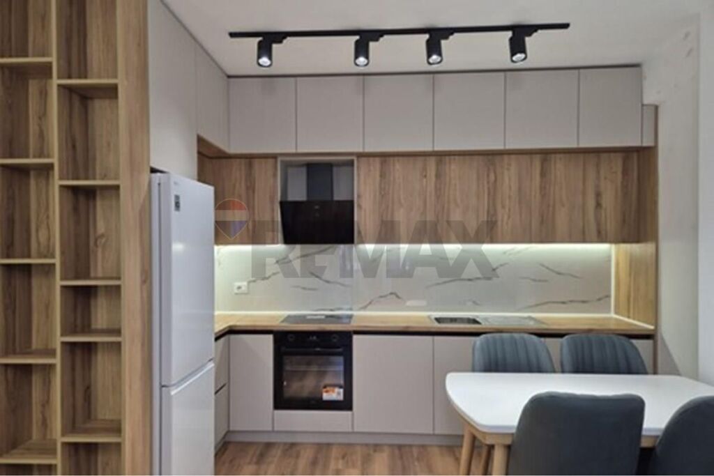 Apartment 2+1+2 for rent at Oasis Residence