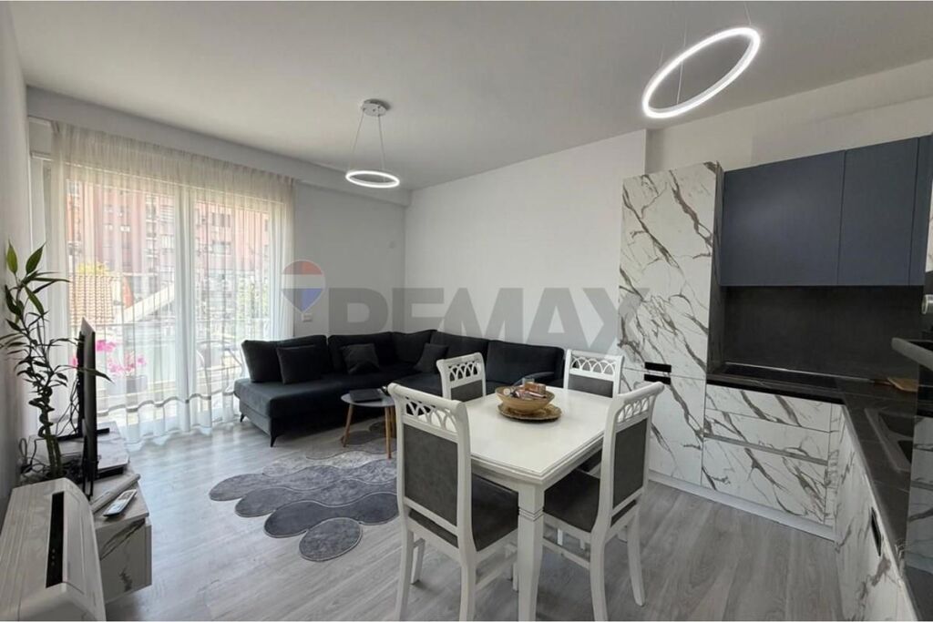 APARTAMENT 1+1 NE QENDER 9 KATSHET
