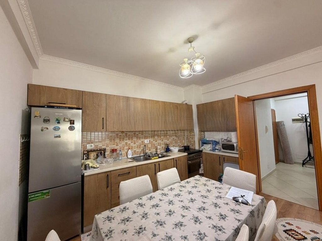 Apartament 1+1 me Post Parkimi për shitje në Astir, Tiranë! 120,000 €