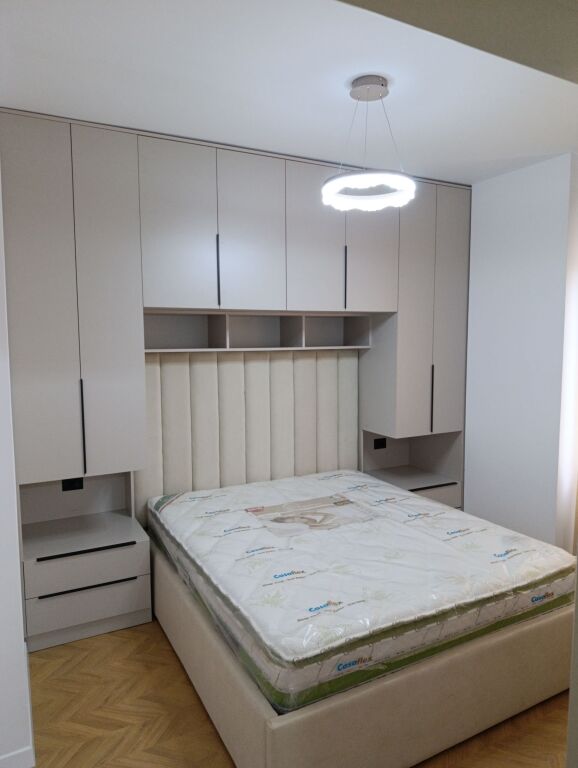 Vendita | Apartament 2 + 1 | Rruga Petro Nini Luarasi | 210000 €