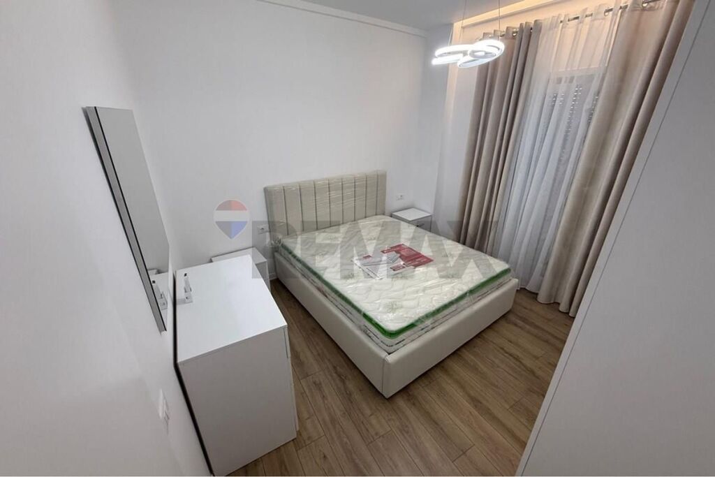 Apartament - Për Qira - Porta e Gjelbër, Tiranë