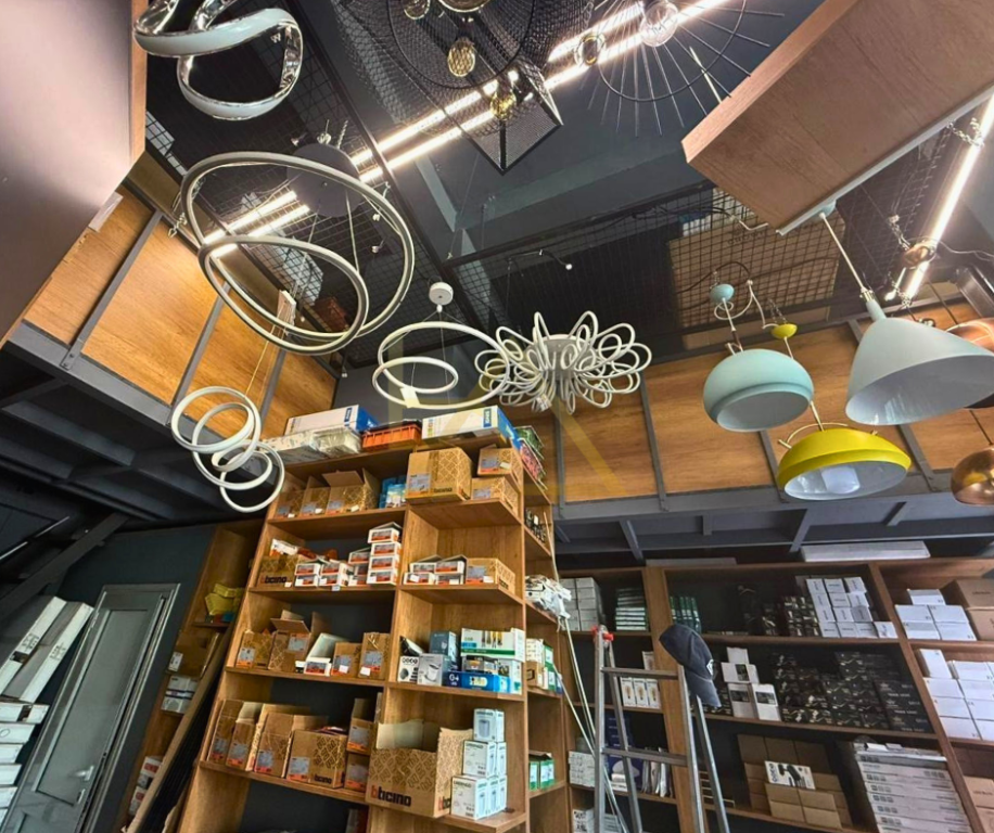 Active Shop for Sale – Near the Former Electric Market, Tirana