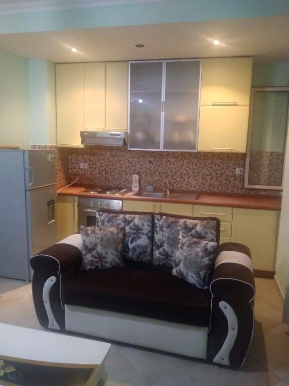 Qera | Apartament 1 + 1 | Ish Parku i Autobusave | 450 €/muaj
