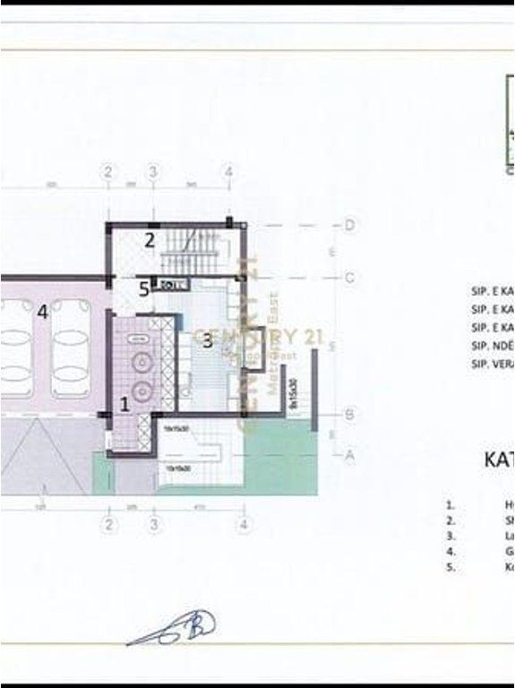 Villa di Lusso con Piscina in Affitto a Collina Verde – Eleganza, Privacy e Comfort