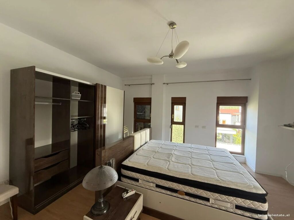 Villa a 3 piani in affitto vicino a Teg (ID BV22644) Tirana