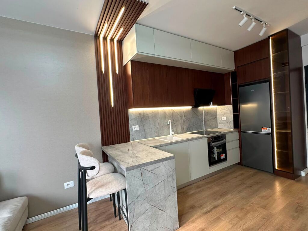 Apartament me qera - Univers City