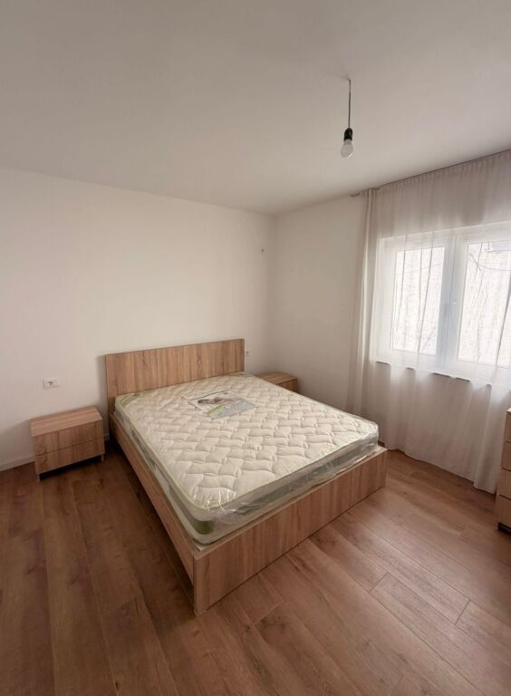 Apartament 1+1 per qera Rruga e Kosovarve !