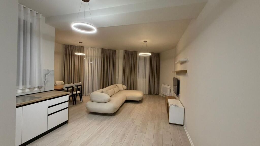 Jepet me qera Apartament 1+1 ne Astir/ tek River Residence prane Green City