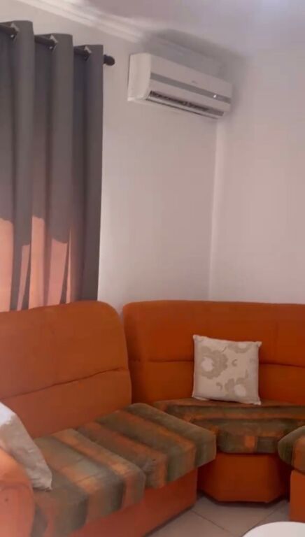 Apartament 2+1 me qera tek Shkolla Gjon Buzuku ne Kinostudio