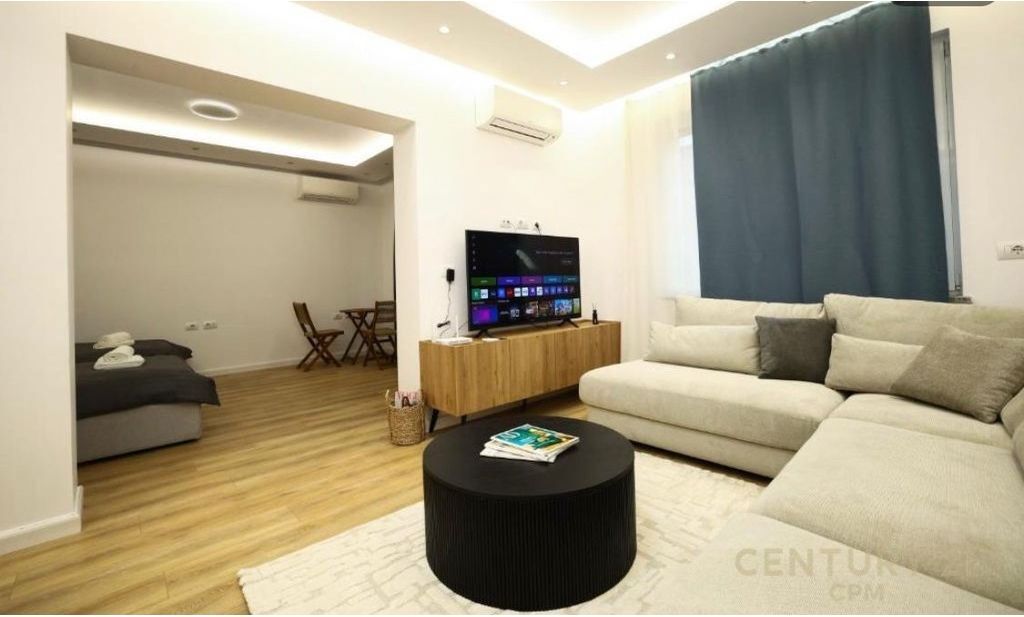 Apartment 2+1 For Rent At Cafe Flora