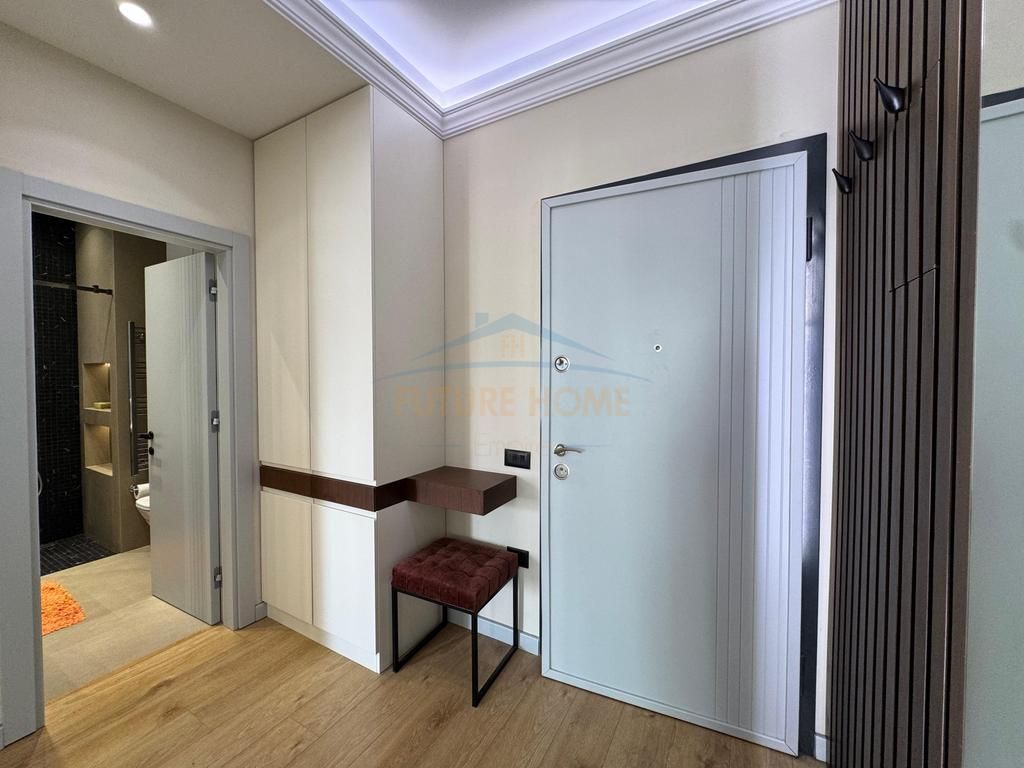 Affitto, Appartamento 1+1, Via Kavajes, Tirana. Empire71119