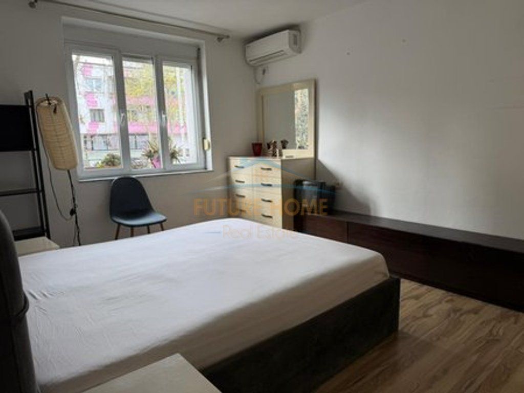 Rent, Apartment 2 + 1, 21 Dhjetori, Tirane