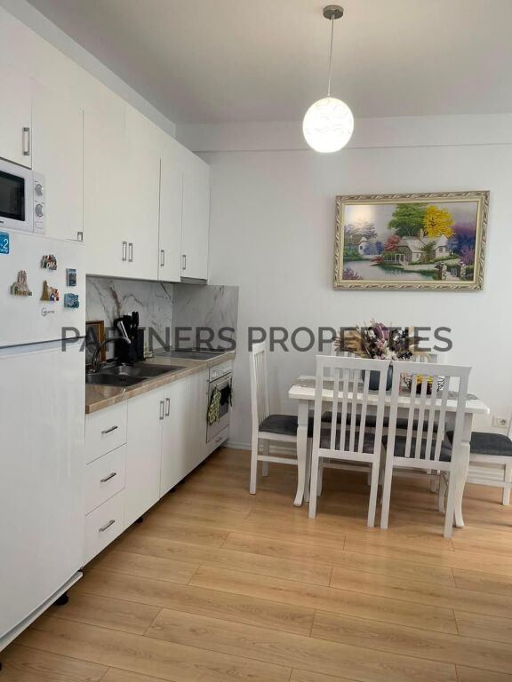 🏡 Jepet me Qira Apartament 1+1 në Univers City