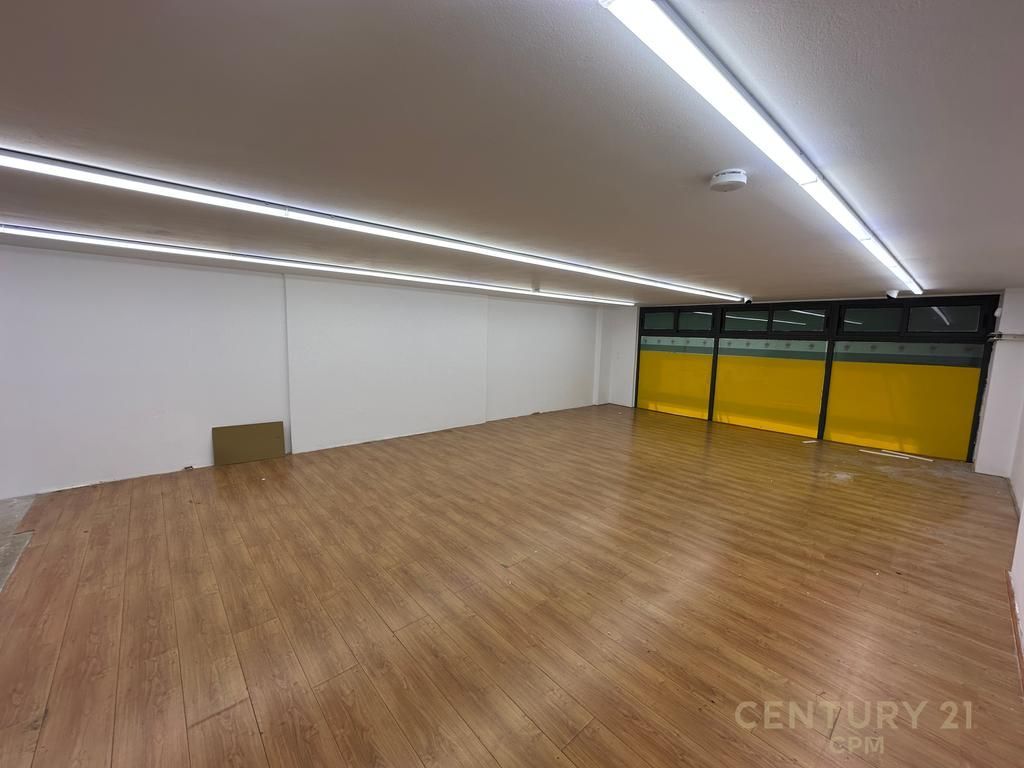 JEPET ME QIRA – AMBIENT KOMERCIAL DUPLEX NË RRUGËN ISLAM ALLA