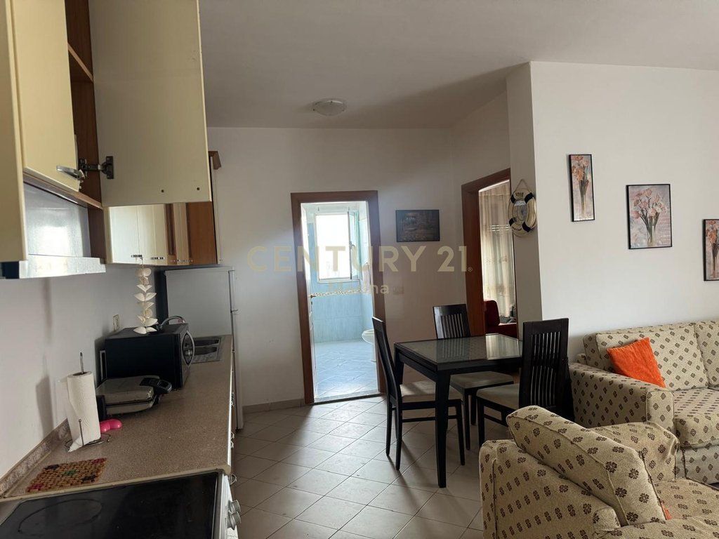 APARTMENT 1+1 FOR SALE, ON THE LUNGOMARE!