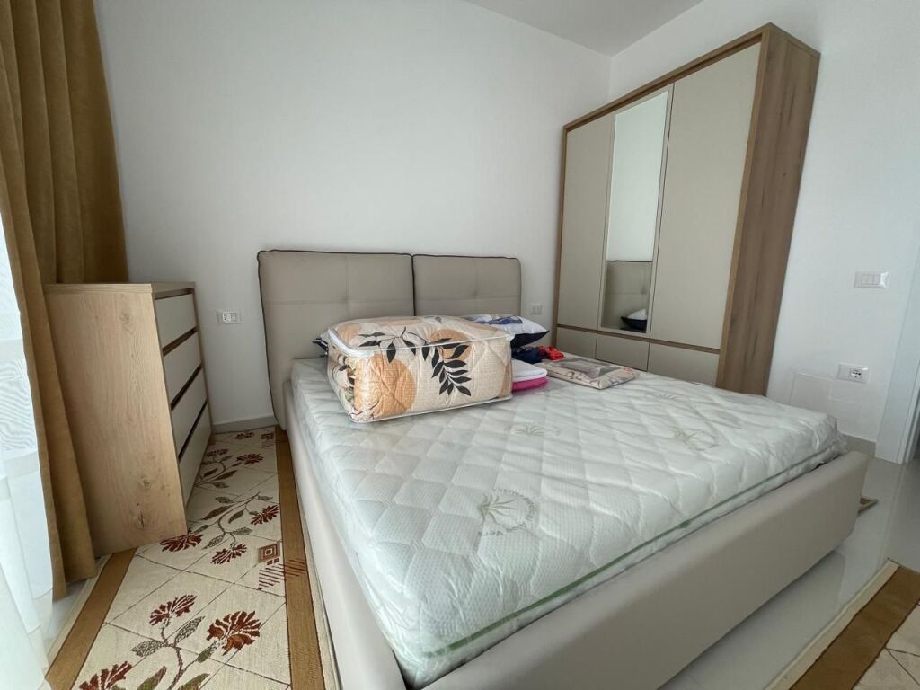Qera | Apartament 1 + 1 | Rruga e Dibrës | 550 €/muaj