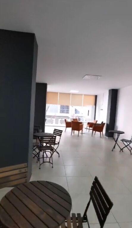 Business premises 230 m² for rent in Kodrën e Diellit