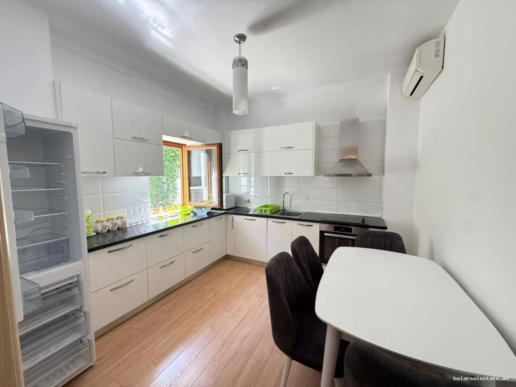 Villa a 3 piani in affitto vicino a Teg (ID BV22644) Tirana