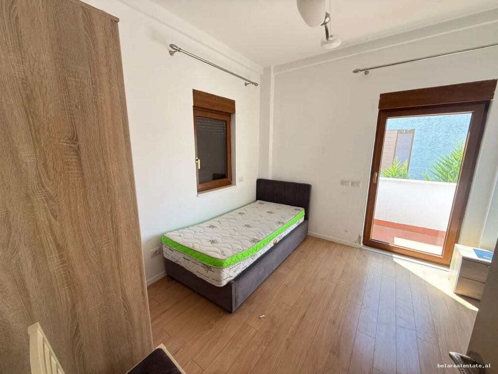 Villa a 3 piani in affitto vicino a Teg (ID BV22644) Tirana