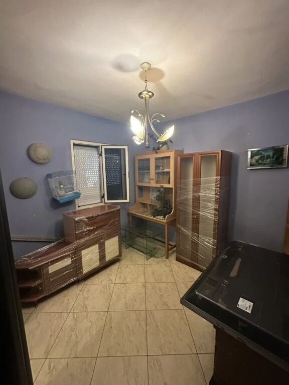 Shitet Apartament 3+1 tek Ish Parku / Rruga Irfan Tomini