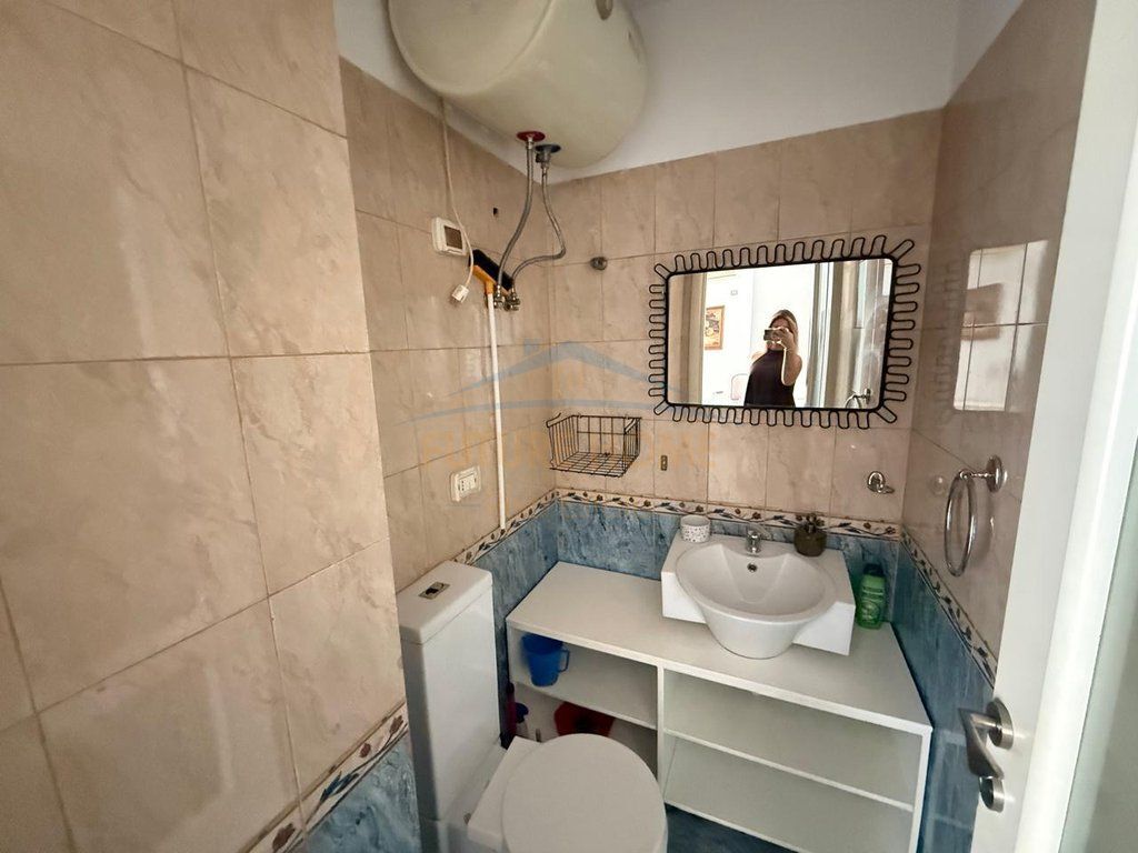 Affitto, Appartamento 2+1+2, Myslym Shyri, Tirana.