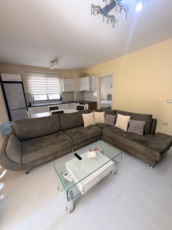 APARTAMENT 1+1 PER QERA TEK LIQENI I THATE