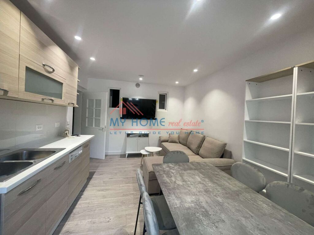Apartament 1+1 me Qera prane Harry Fultz ne Tirane