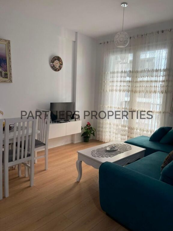 🏡 Jepet me Qira Apartament 1+1 në Univers City