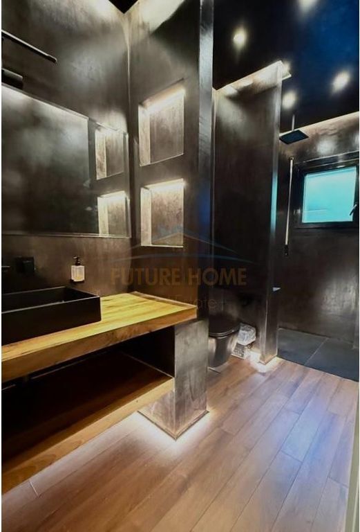 Shitet, Apartament 3+1+3 , Rezidenca Long Hill, Tiranë.