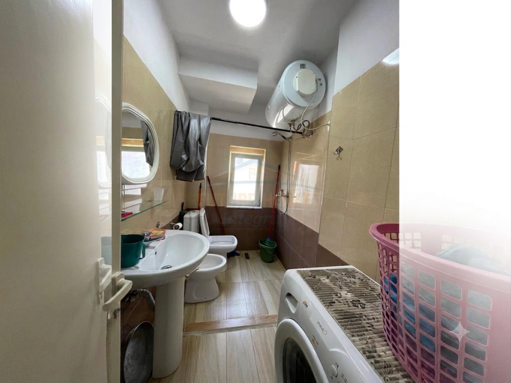 Qera, Apartament 1+1, Blloku, Tiranë.
